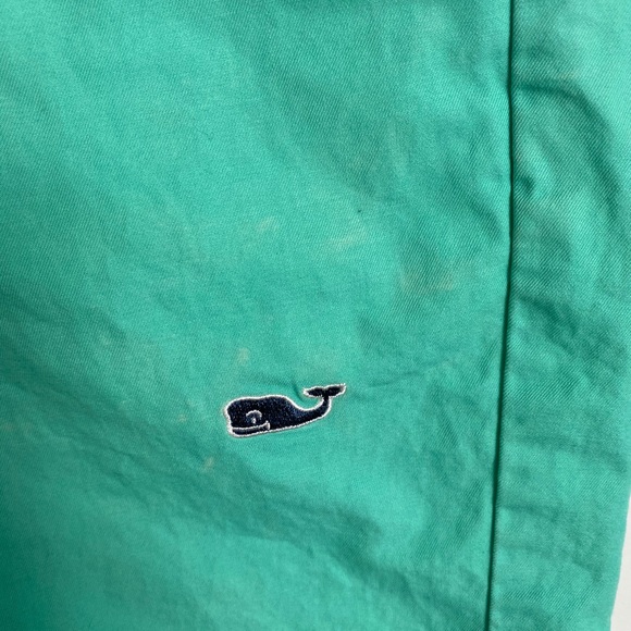 Vineyard Vines Embroidered Club Shorts - Picture 3 of 6